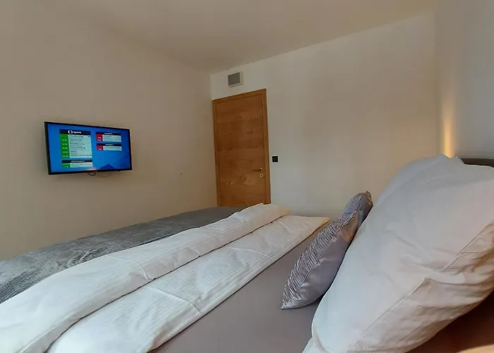 アパート With Mountain Views スピンドレルフ・ムリン