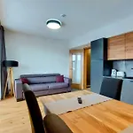 Appartement With Mountain Views