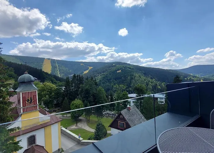 Apartman With Mountain Views *